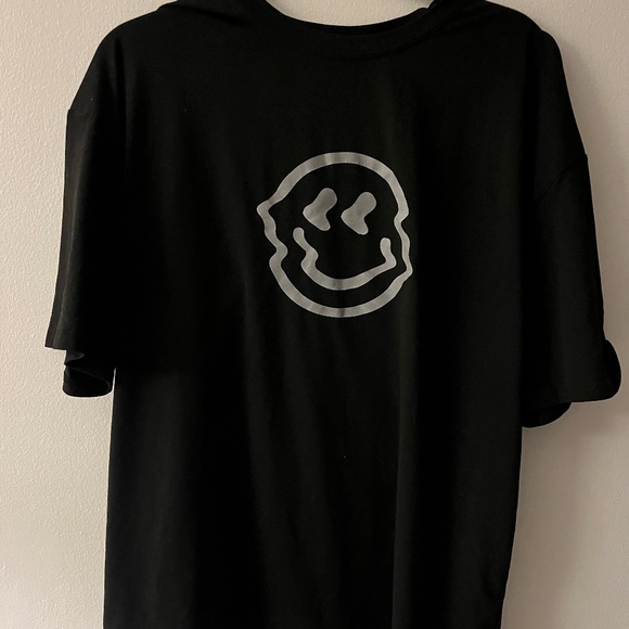 Black Reflective Tee - Picture 1 of 1